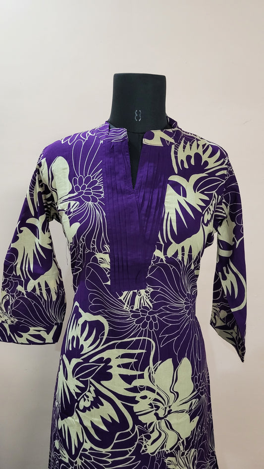Purple Floral Printed Kurta with Solid Matching Pants