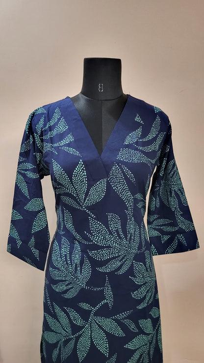 Navy Blue Leaf-Print Straight Kurta with V-Neckline & Matching Pants