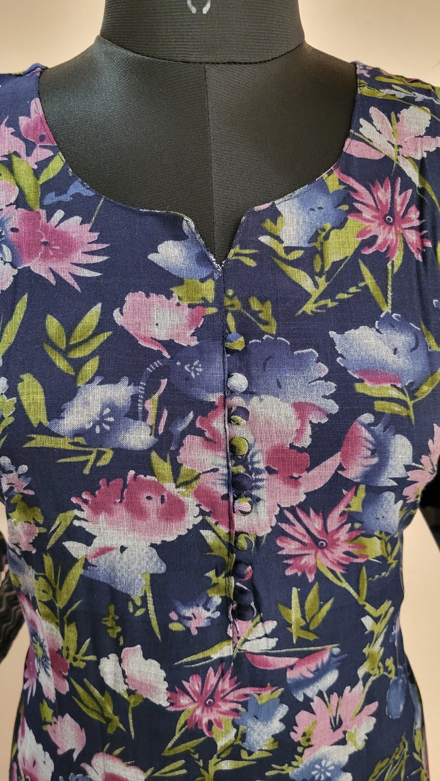 Navy Blue Floral Printed Kurta with Chevron Pants