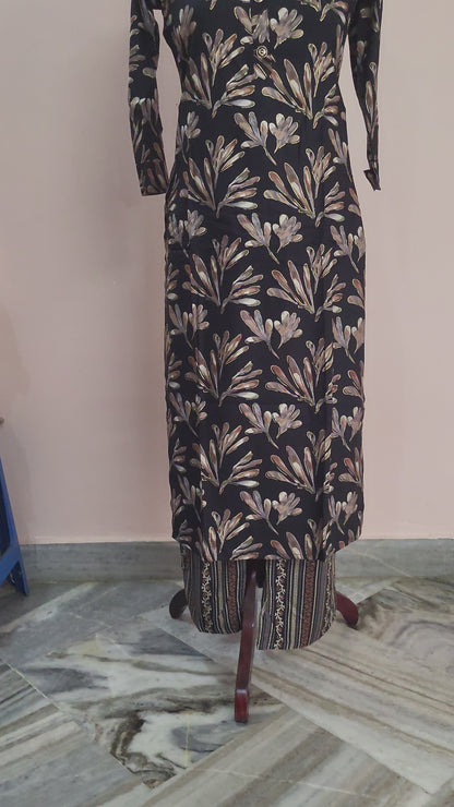 Black Leaf-Print Straight Kurta with Button-Down Neckline & Striped with pockets